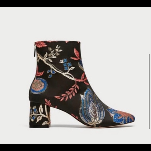 🌸ZARA Floral Embroidered Jacquard Ankle Booties Size 8 🌸 - Picture 12 of 16